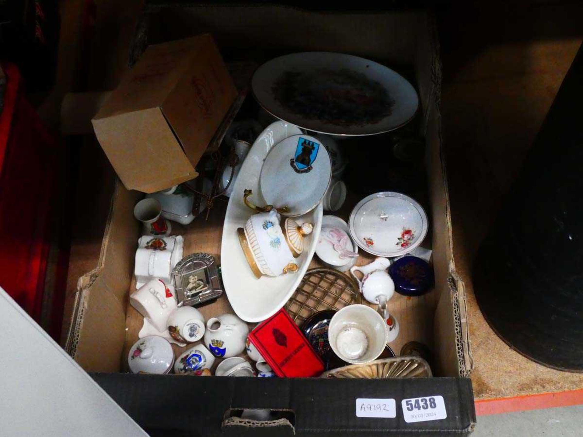 Box of crested ware, collectors plates, general household china