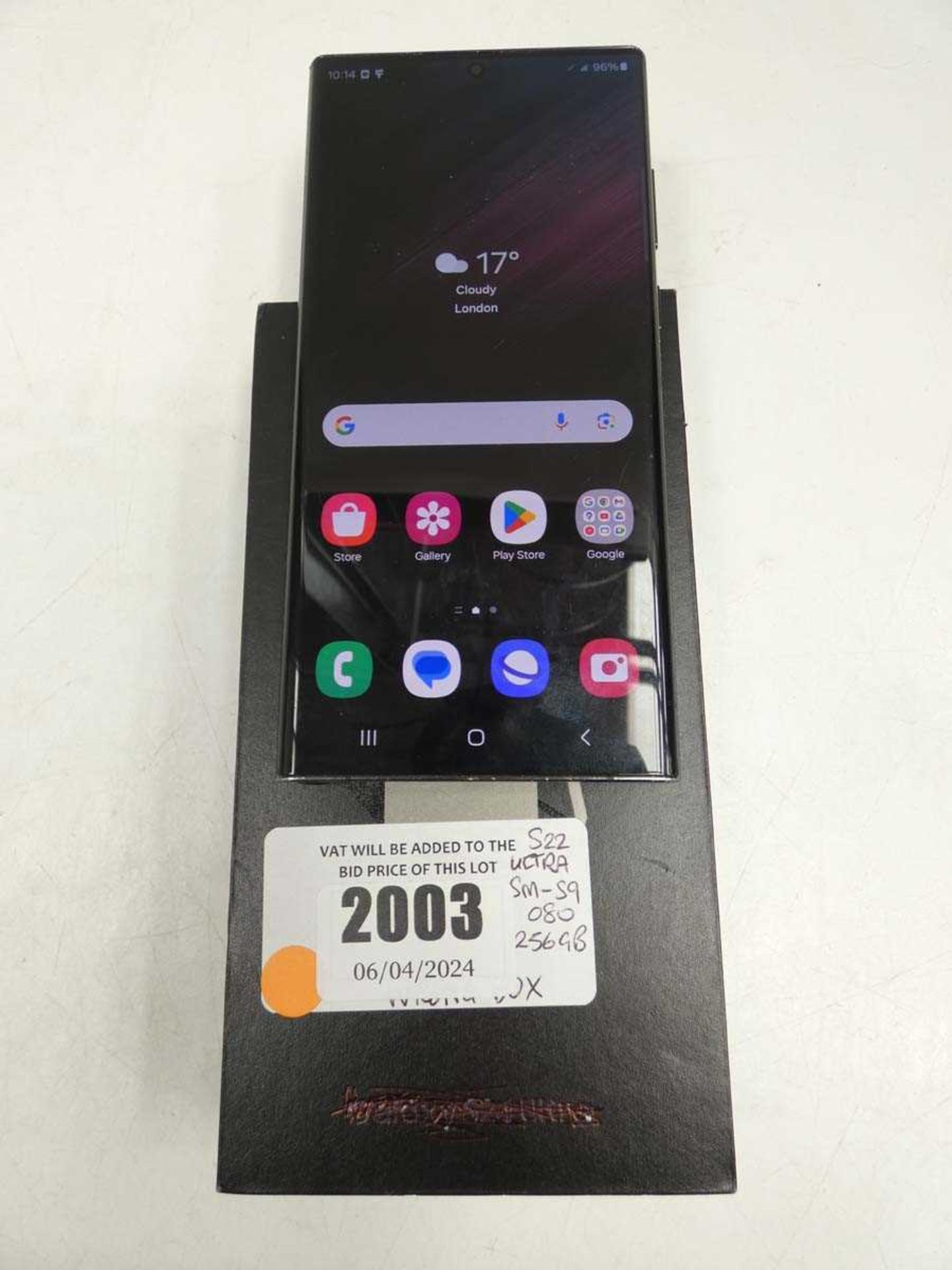 +VAT Samsung Galaxy S22 Ultra 256GB Black (wrong box, rear case crackage)