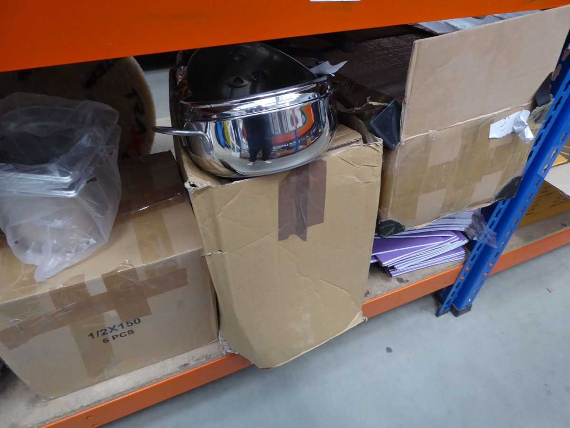 +VAT 2 bays of mixed items inc. hand towels, mugs, boxes etc. - Image 3 of 5