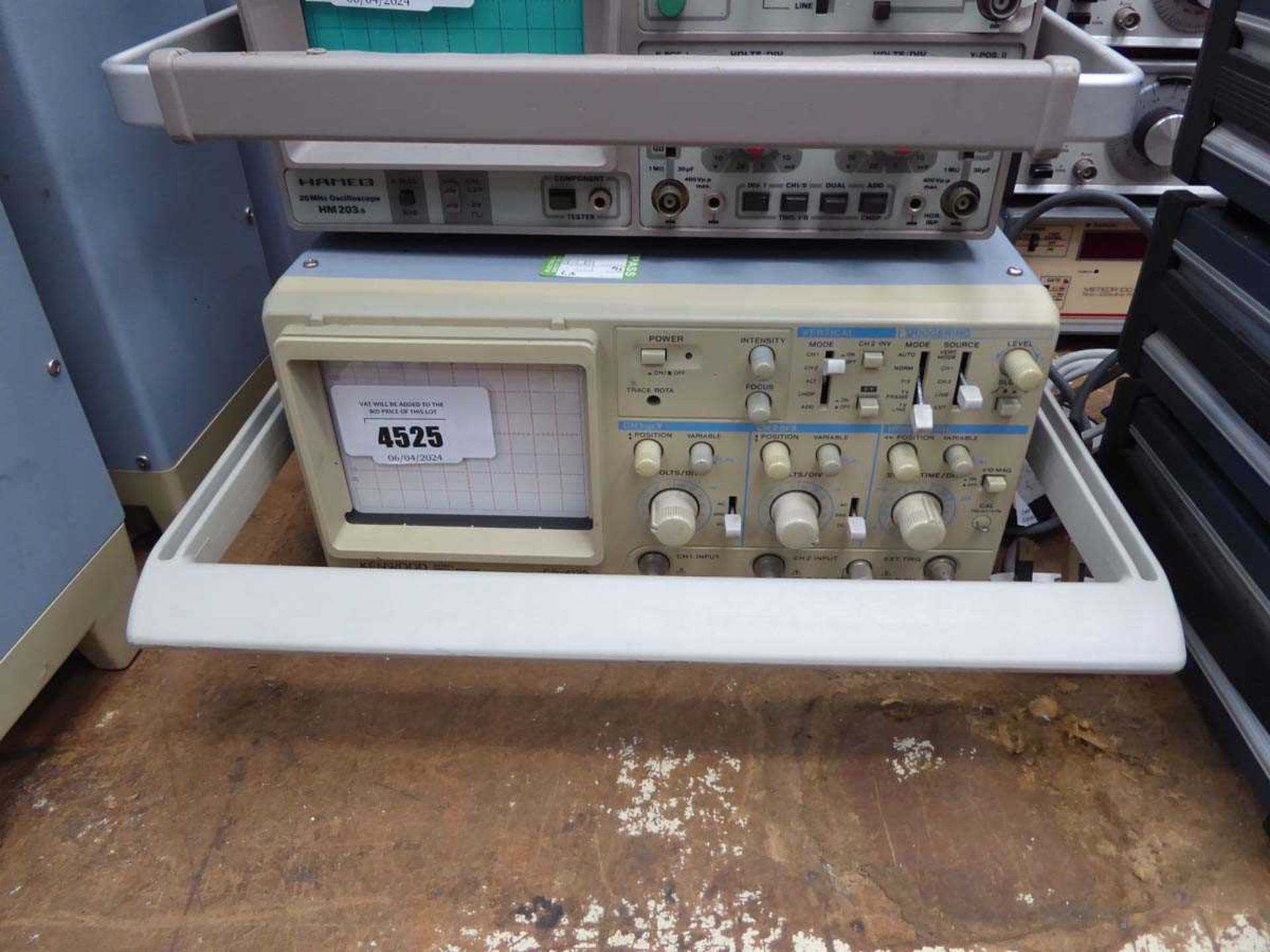 +VAT Kenwood 20MHz oscilloscope Model CS-4125