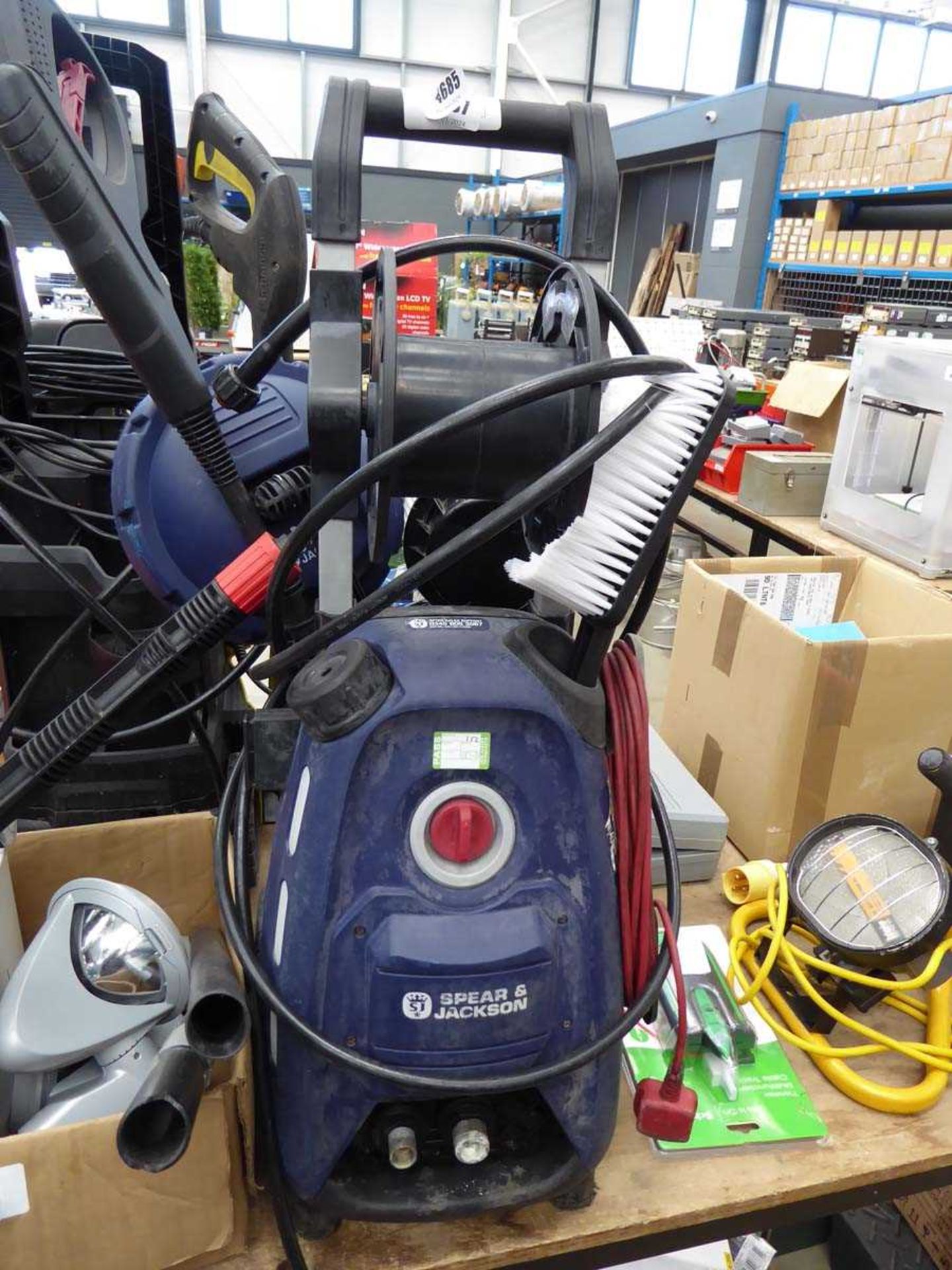 +VAT Spear & Jackson pressure washer with patio cleaning head