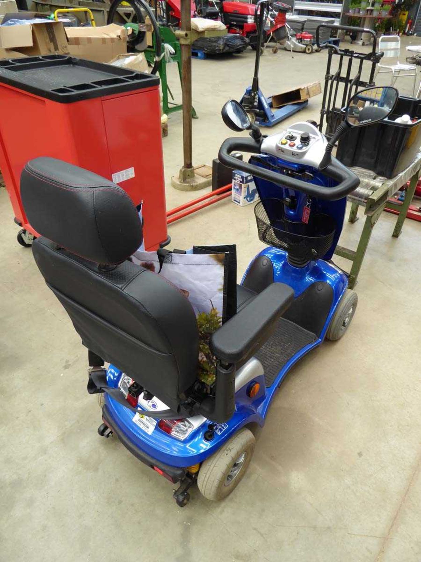 Kymco 4 wheeled mobility scooter with key and charger - Image 2 of 4