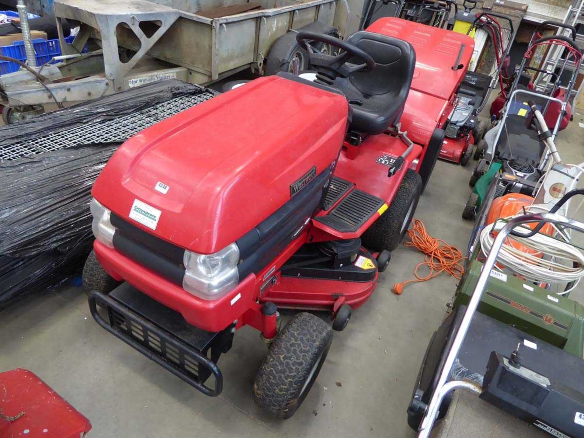 Westwood S1300 ride on mower with grass collector