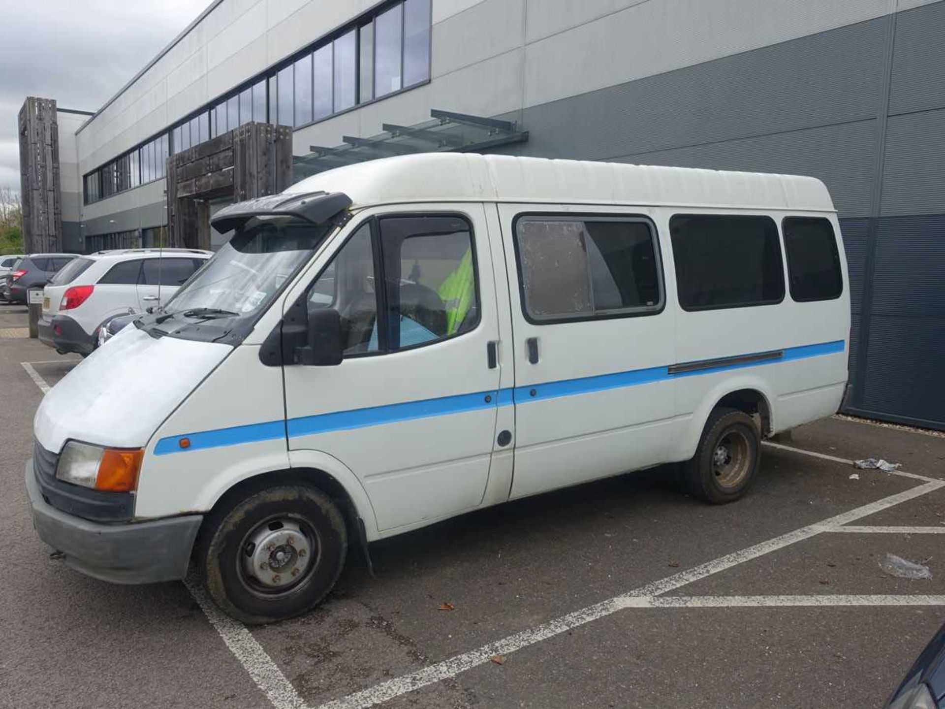 (E991 DJH) 1987 Ford Transit Mk. III day / race / camper van - converted from 150 minibus, 2500cc - Image 2 of 7