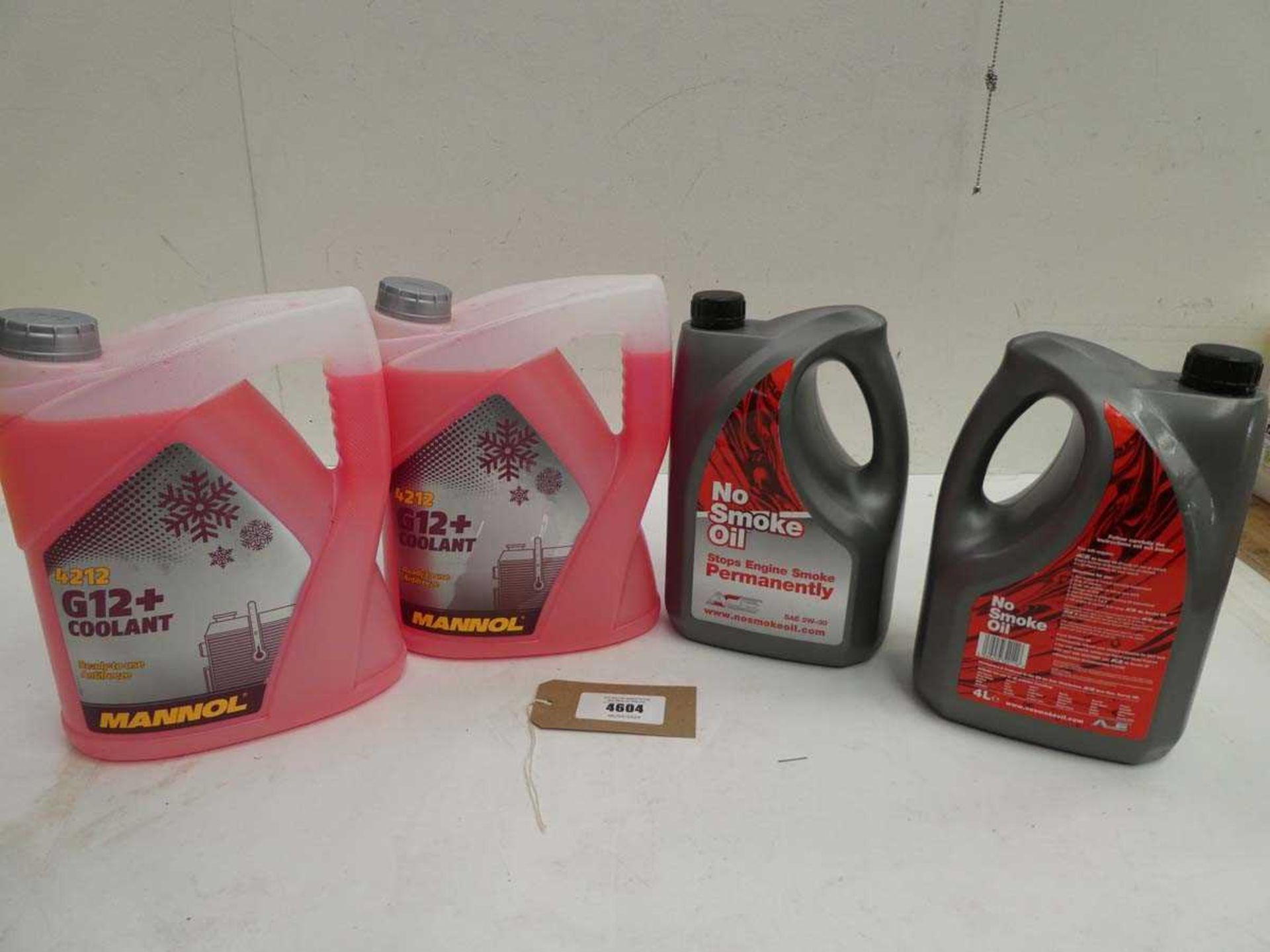 +VAT 2 x 5L Mannol 4212 G12+ Coolant and 2 x 4L No Smoke Oil