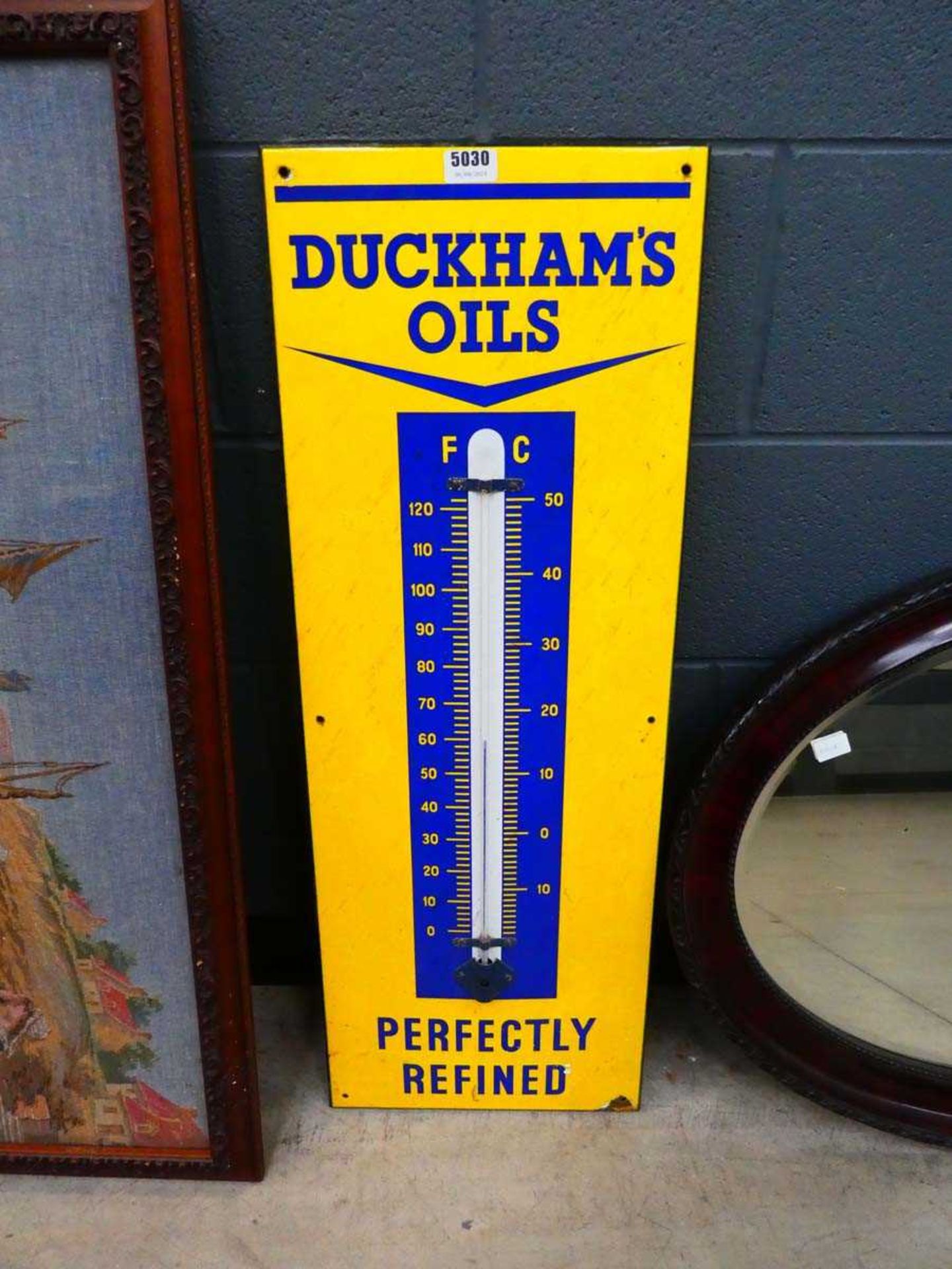 Duckhams oil thermometer The thermometer is in generally good condition with no noticeable damage