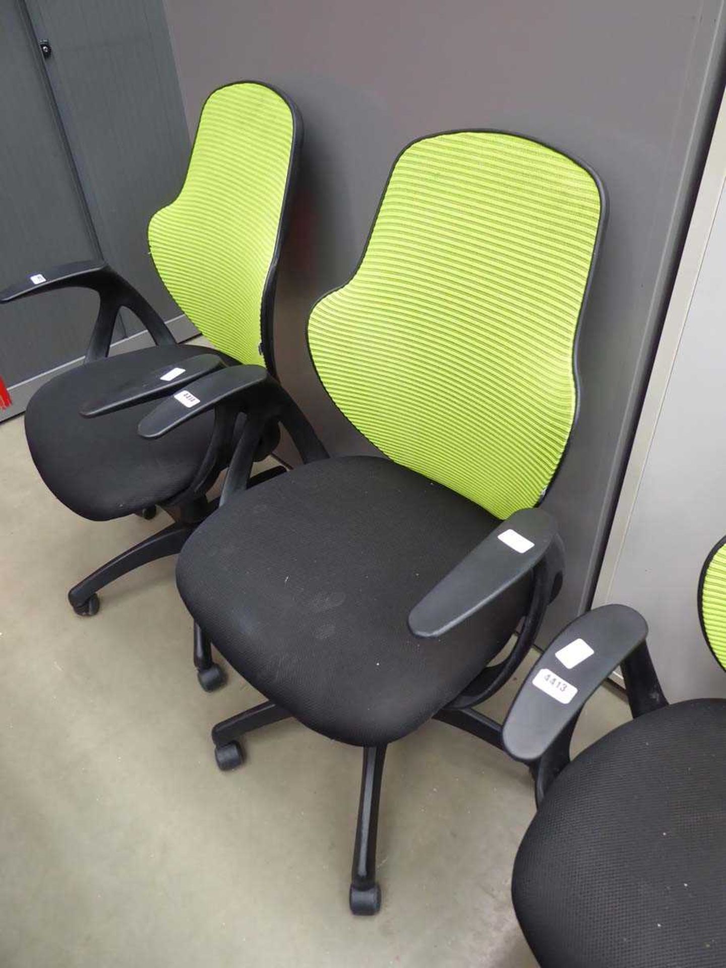 3 Black cloth lime green mesh back swivel armchairs (3) - Image 2 of 3