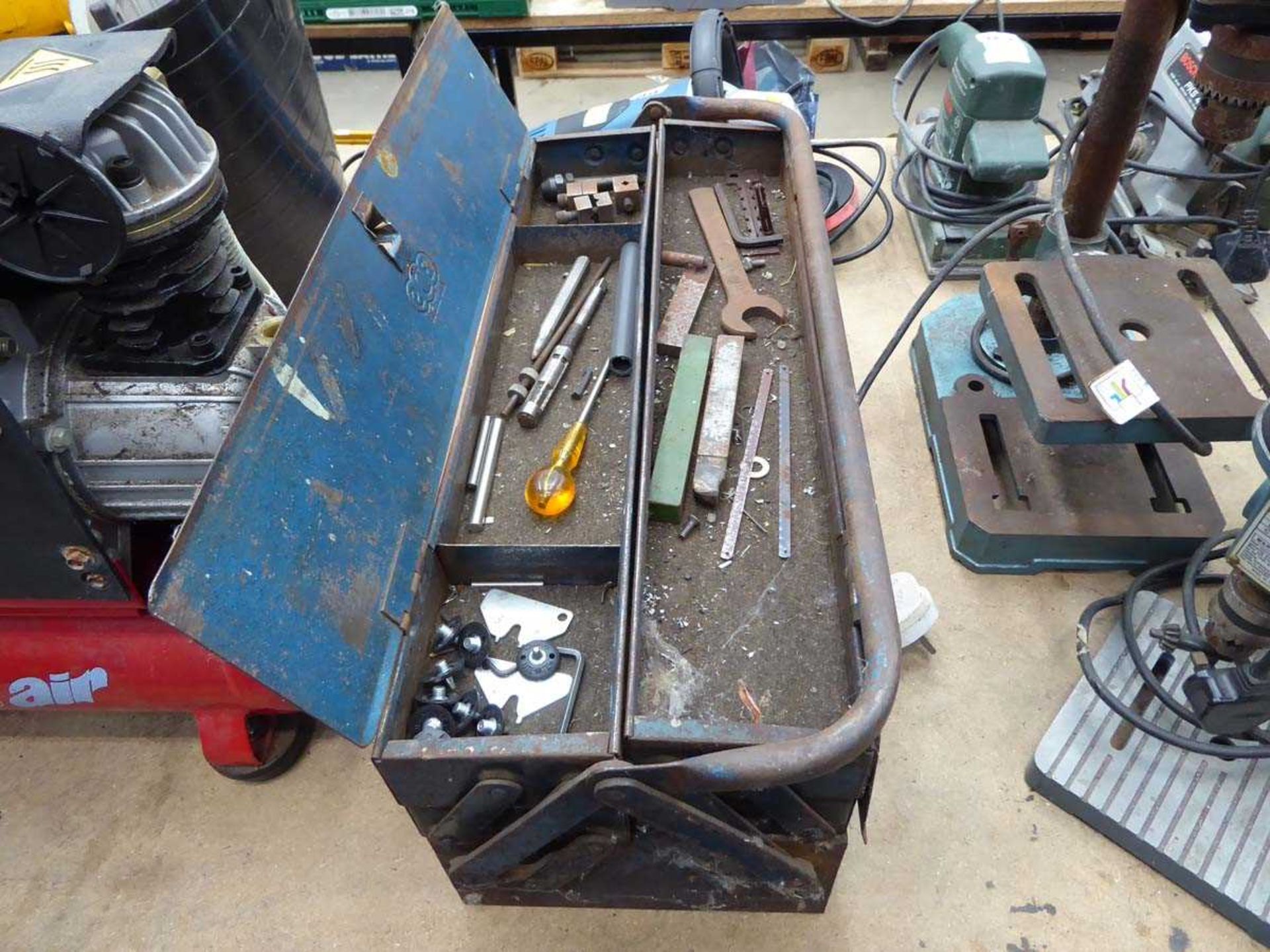 Cantilever tool box with assortment of small tools