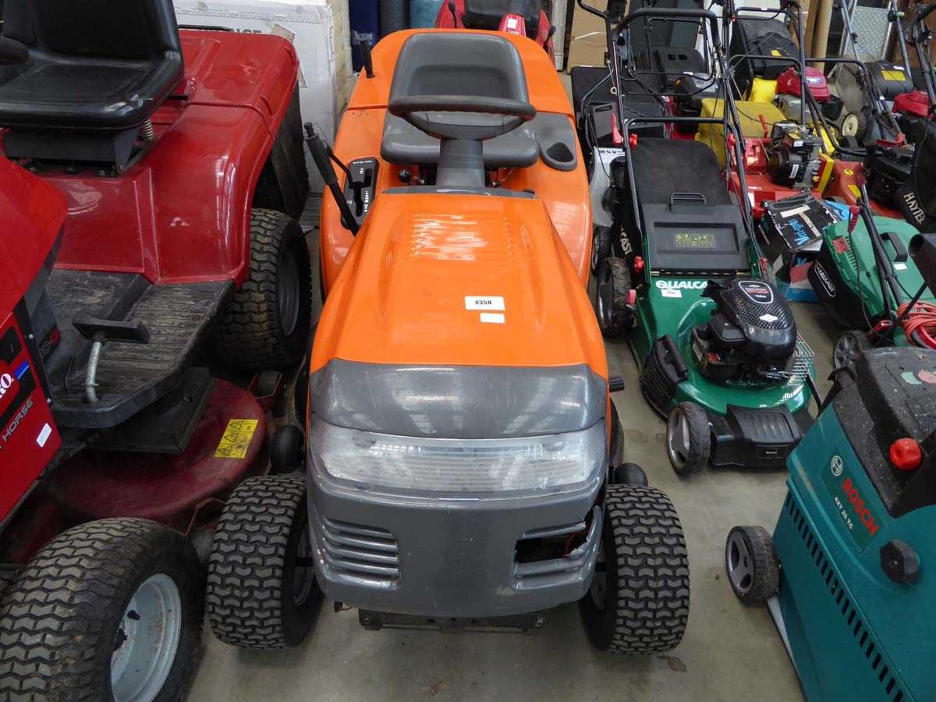 +VAT Husqvarna CTH135 petrol powered ride on mower with grass box - Image 2 of 5