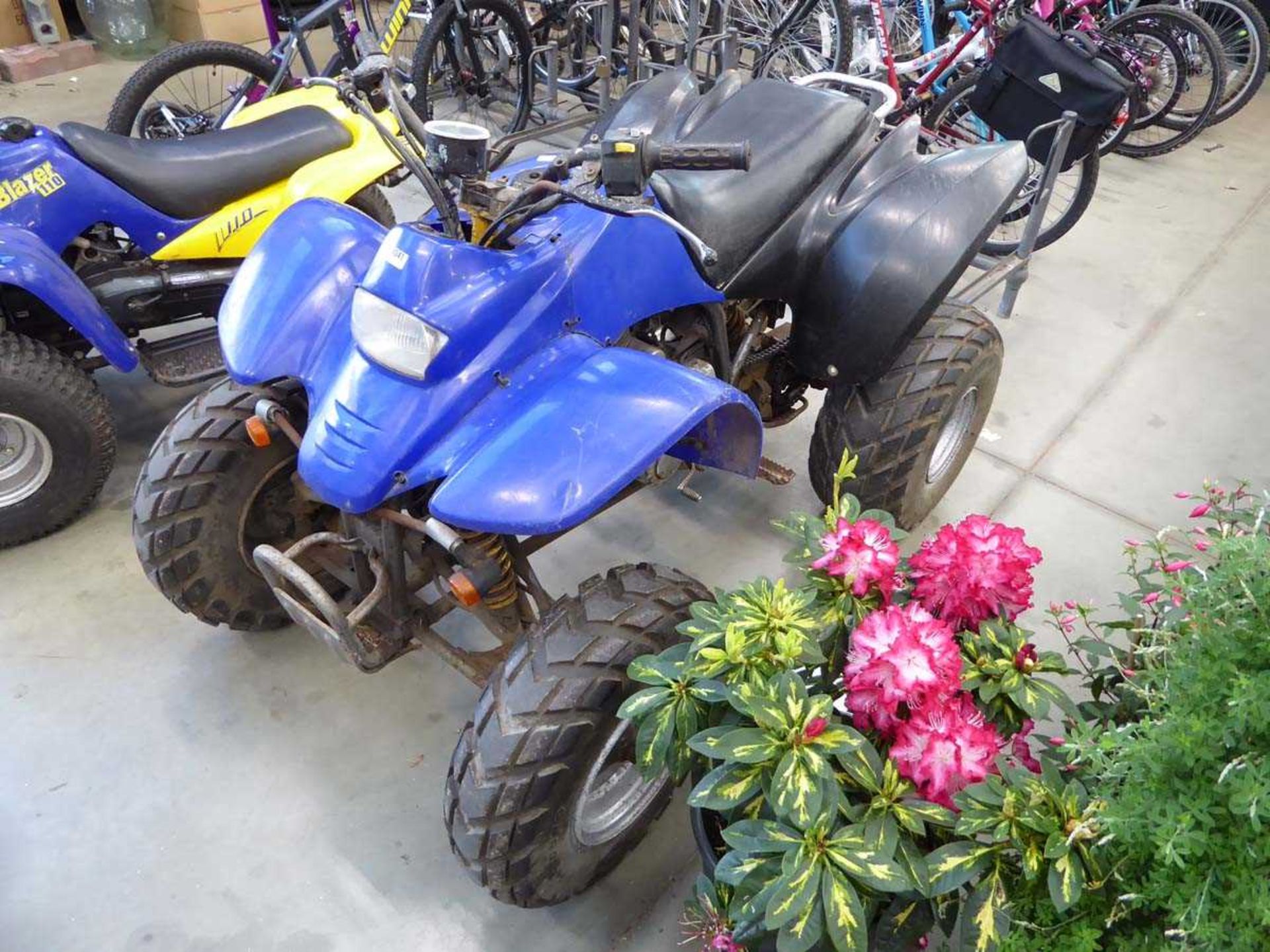 Large blue petrol powered quadbike - Image 3 of 4