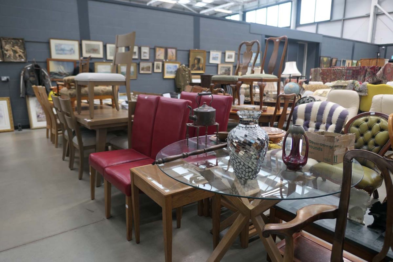 Saleroom 5 Weekly Furniture & Effects