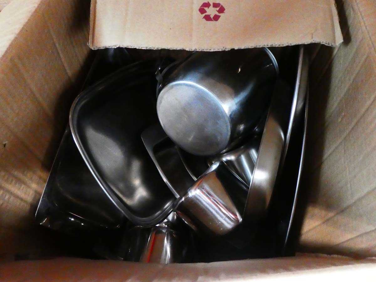 2 boxes containing stainless steel trays and dishes - Image 2 of 2