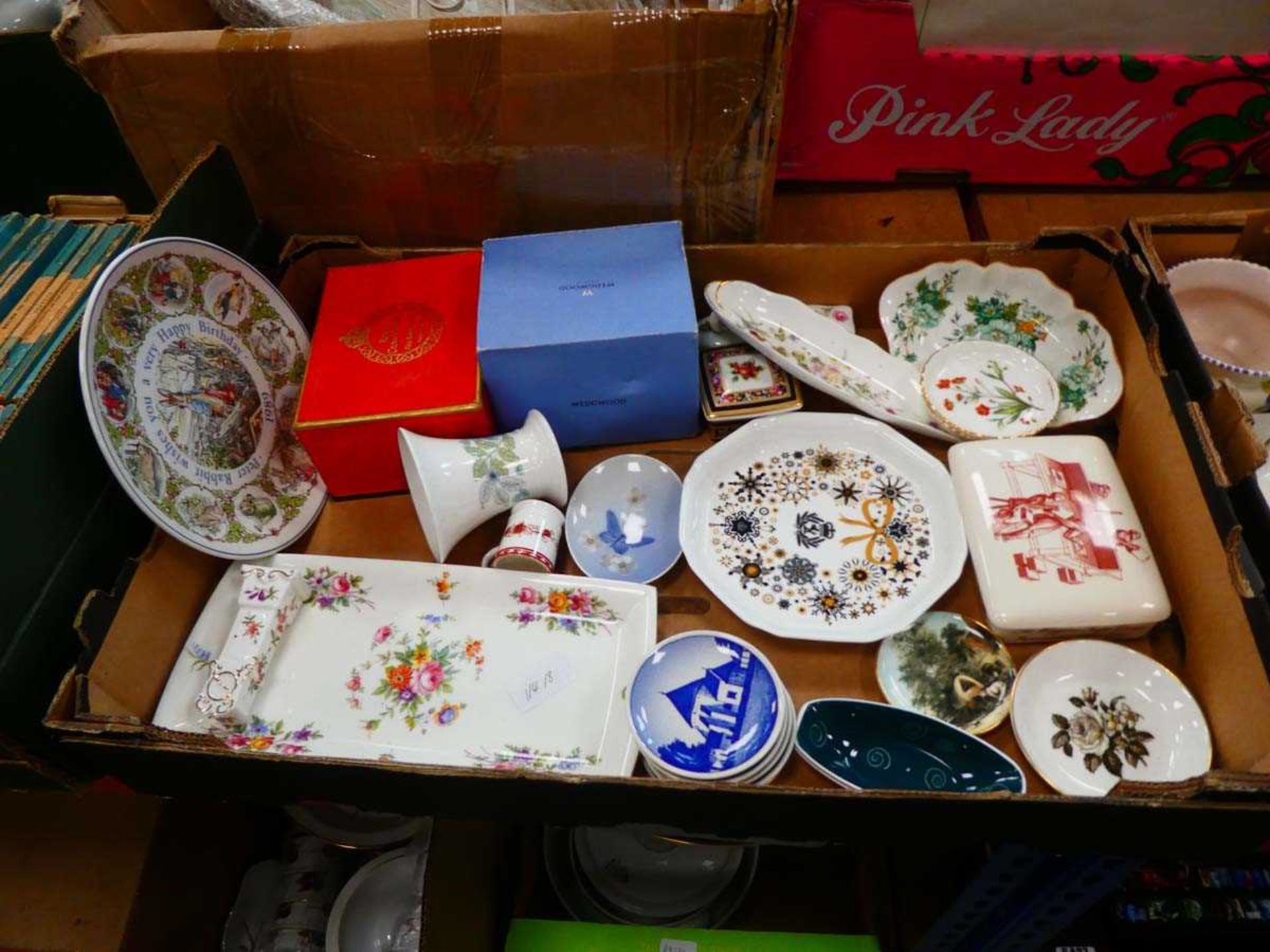 2 boxes containing Royal Copenhagen, Ainsley and other china - Image 3 of 3