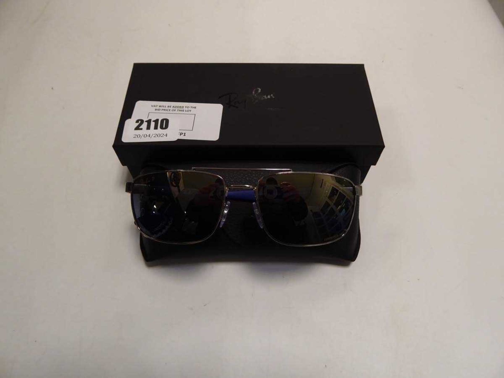 +VAT Boxed Ray-Ban glasses