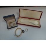 +VAT H. Samuel Mother of Pearl cuff links & tie clip, necklace with 585 clasp, bangle, ring and