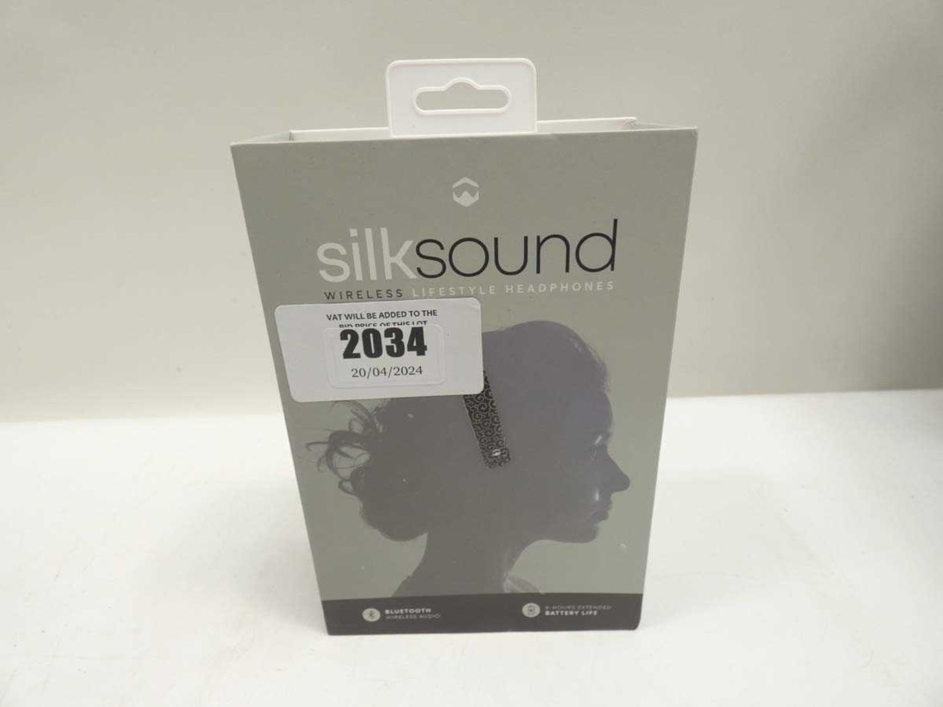 +VAT SilkSound wireless headband style headphones