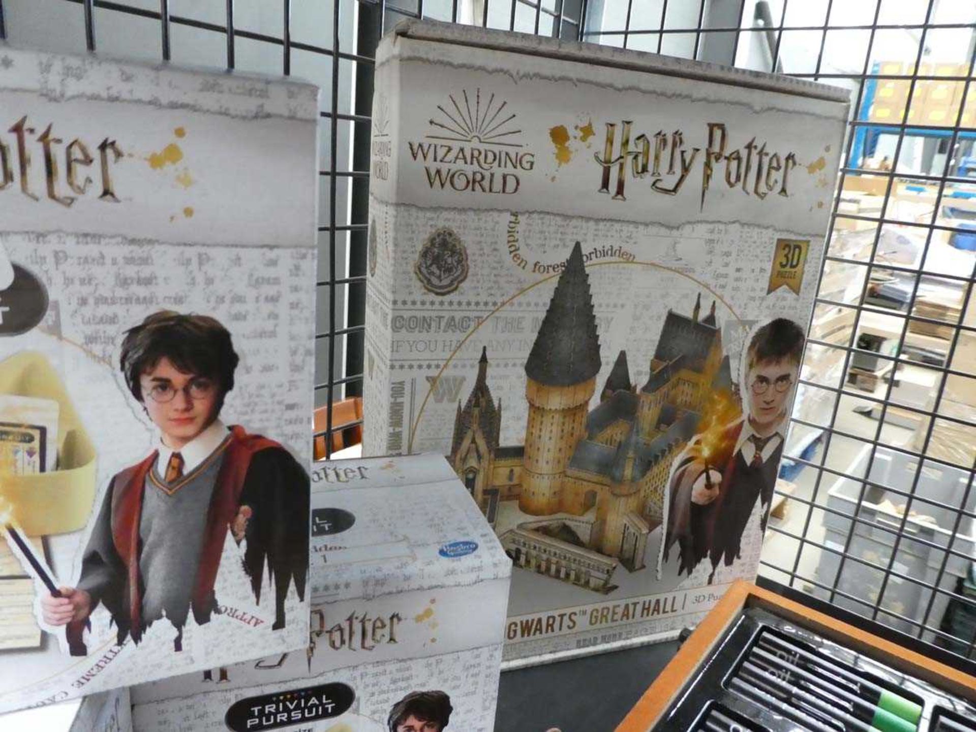 +VAT Harry potter 3D puzzle plus 3 Trivial Pursuit games - Image 2 of 2