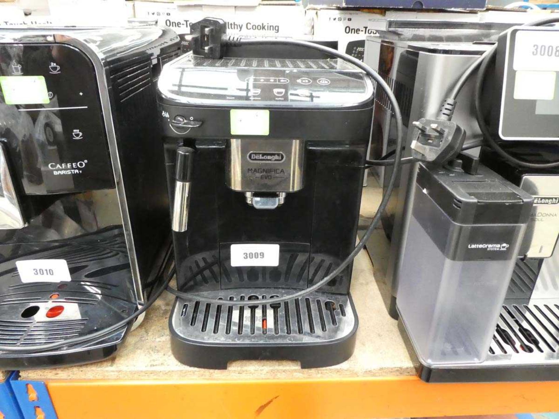 +VAT Unboxed Delonghi Magnifica Evo coffee machine