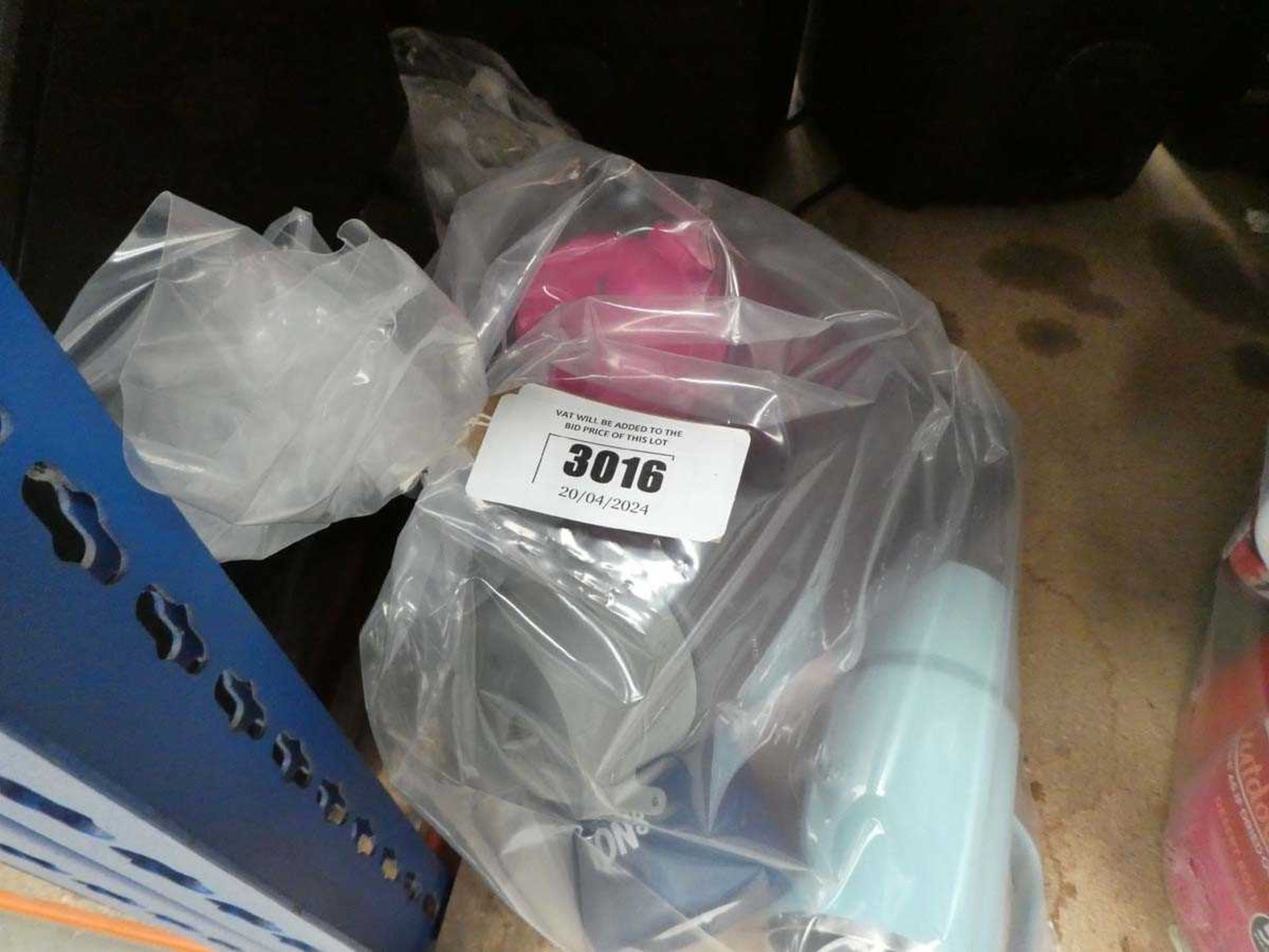 +VAT Bag containing a small quantity of water bottles