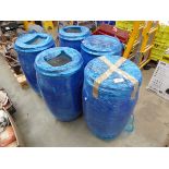 +VAT 5 plastic lidded barrels