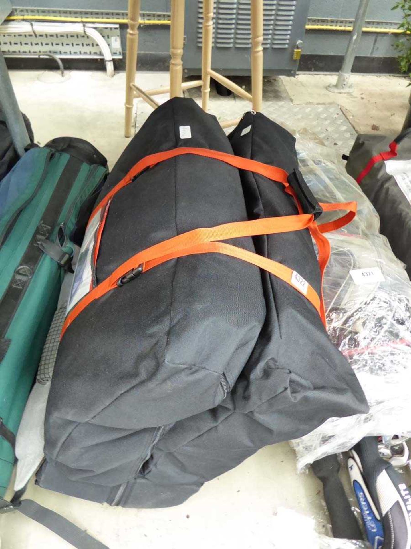 Cyclone 6 person tent