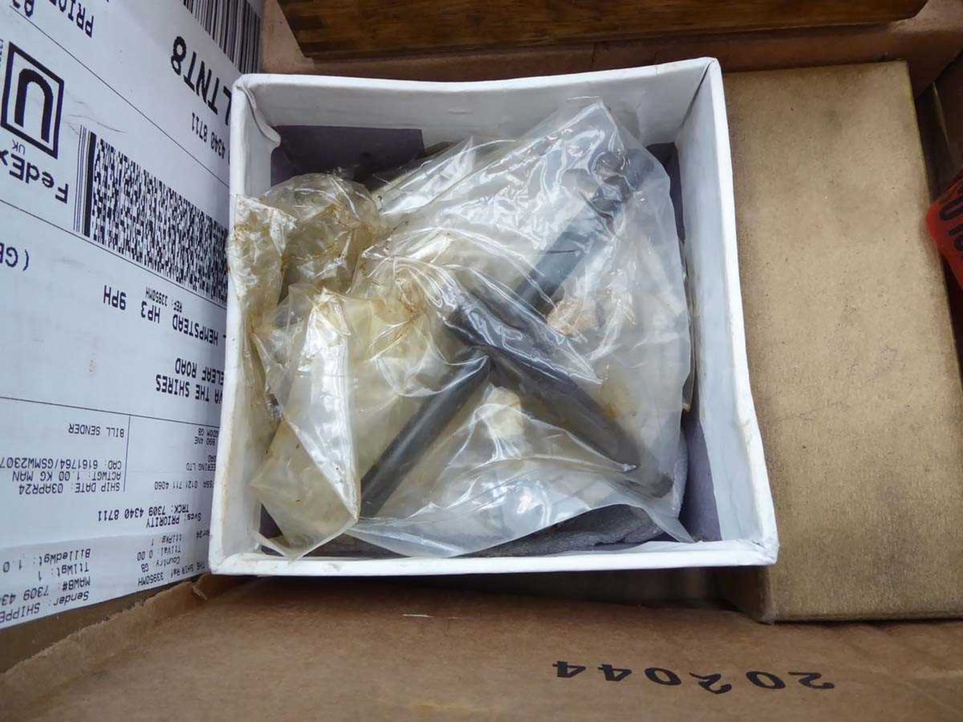 Box containing lathe parts - Image 2 of 2