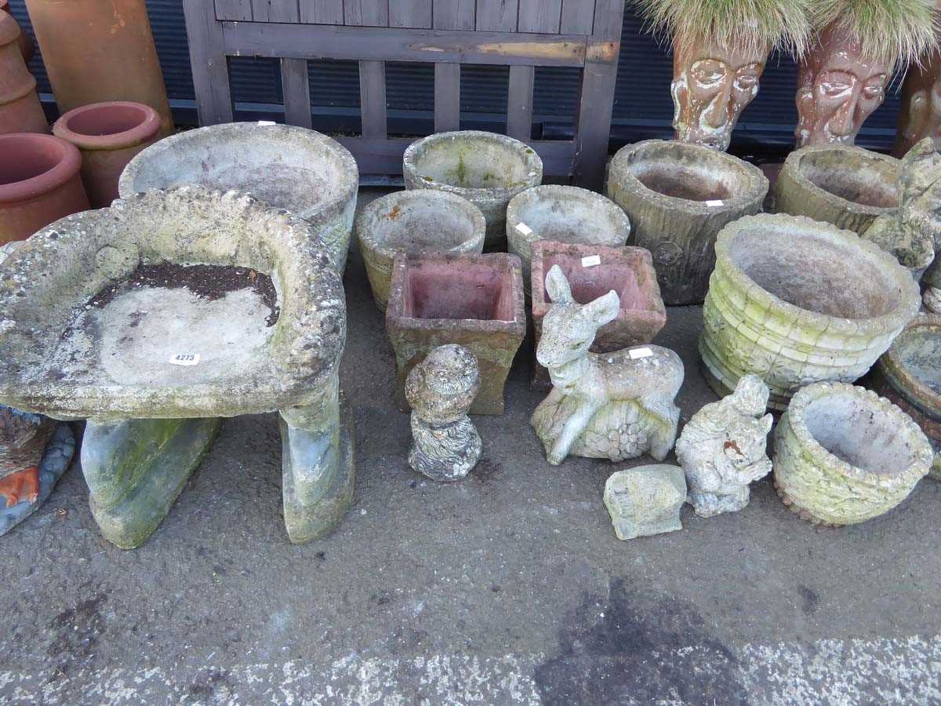 Large qty of concrete pots and garden ornaments - Image 3 of 6