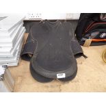 Large general purpose synthetic saddle