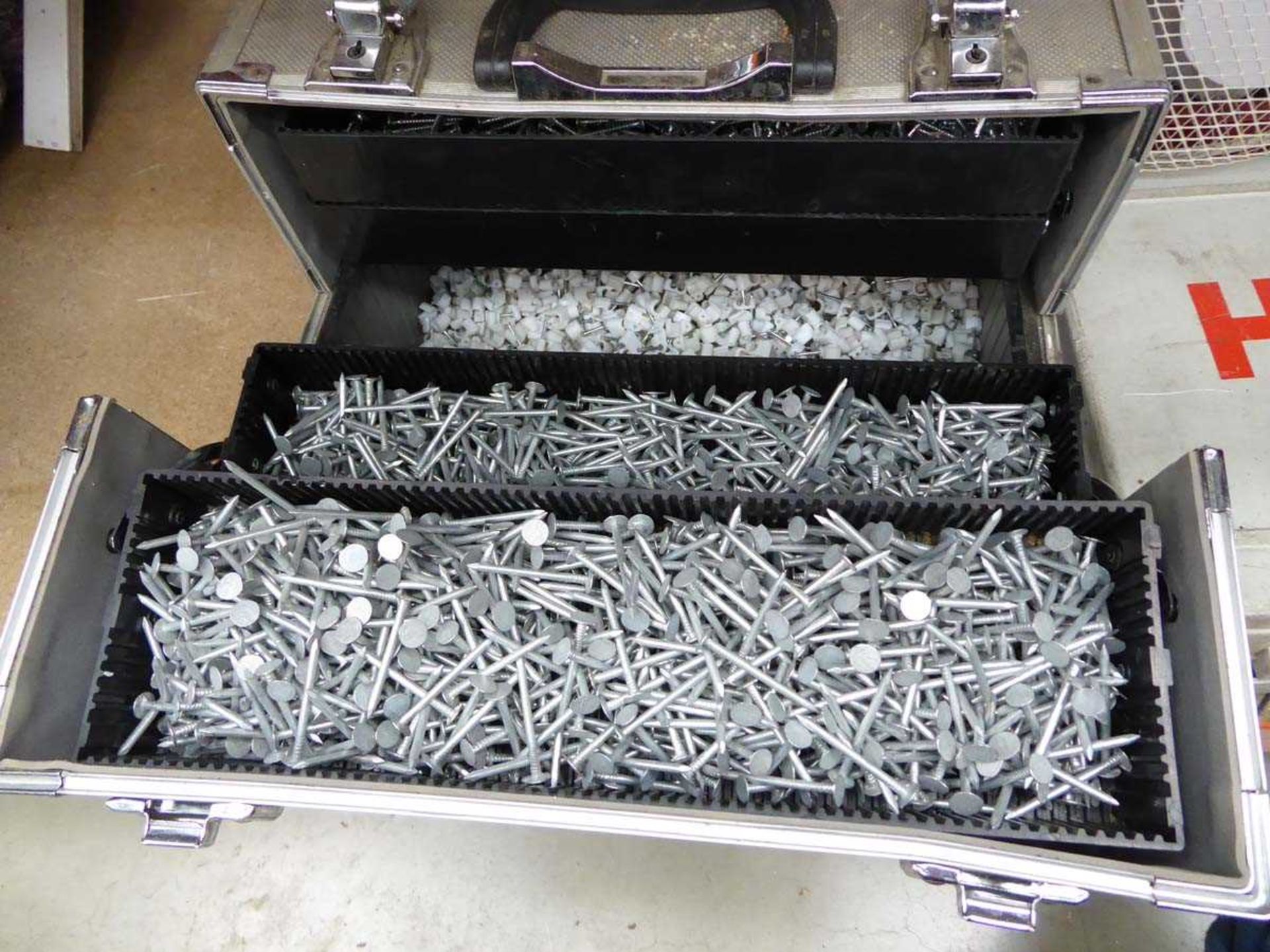 Bosch jigsaw and box of assorted nails and fixings - Image 3 of 4