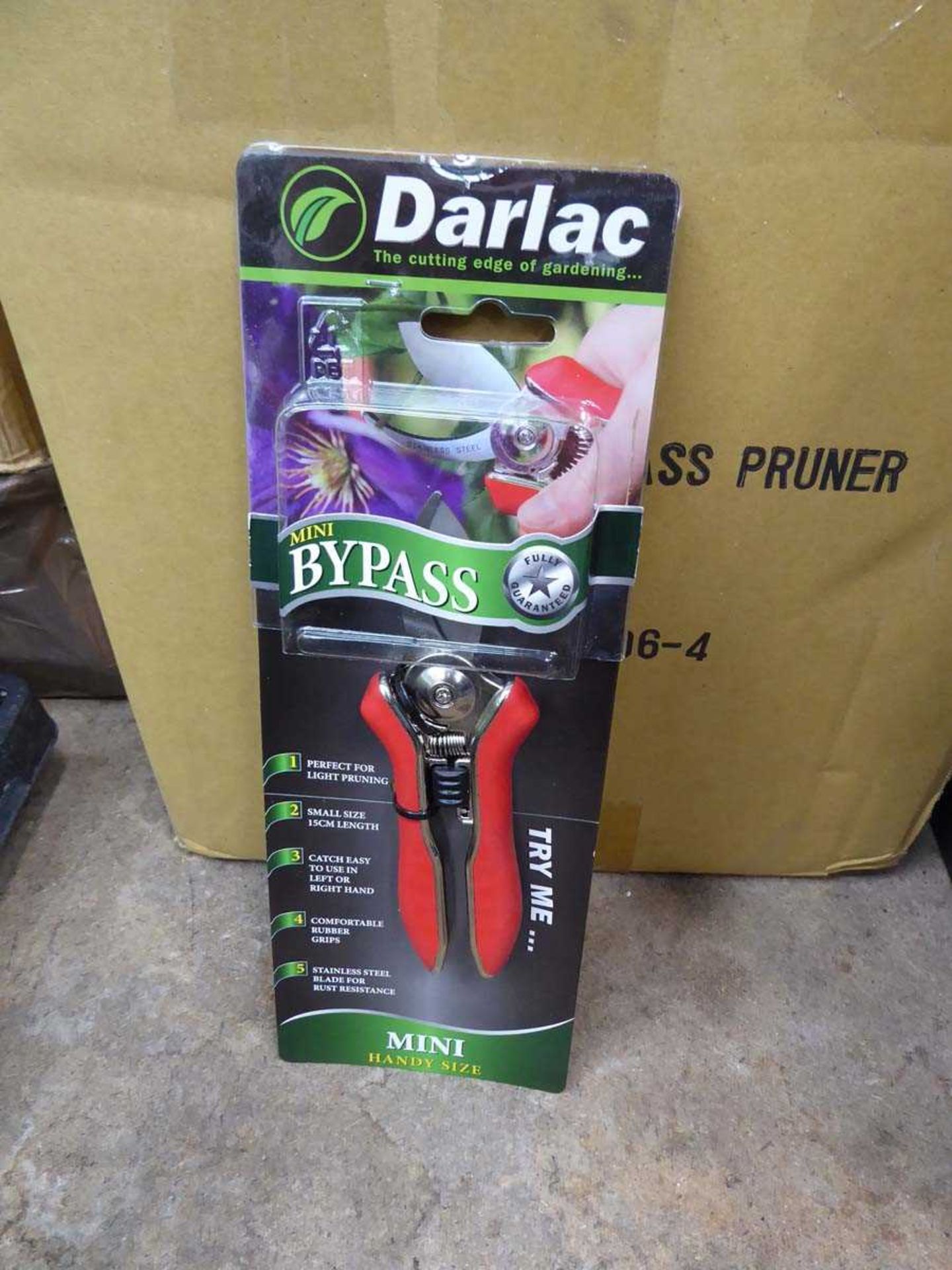 +VAT Quantity of bypass secateurs - Image 2 of 2