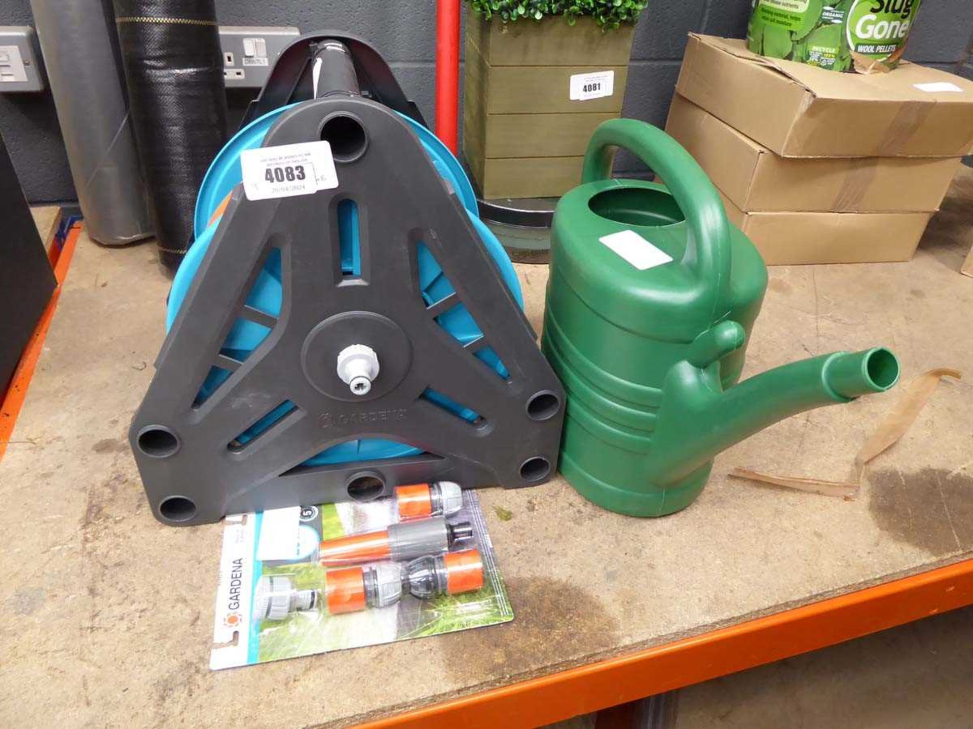 +VAT Gardenia garden hose with connectors, and watering can