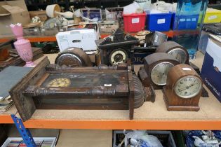 7 mantle and wall clocks for restoration