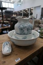 Five piece floral patterned wash stand set to include jug and bowl, chamberpot and soap dishes