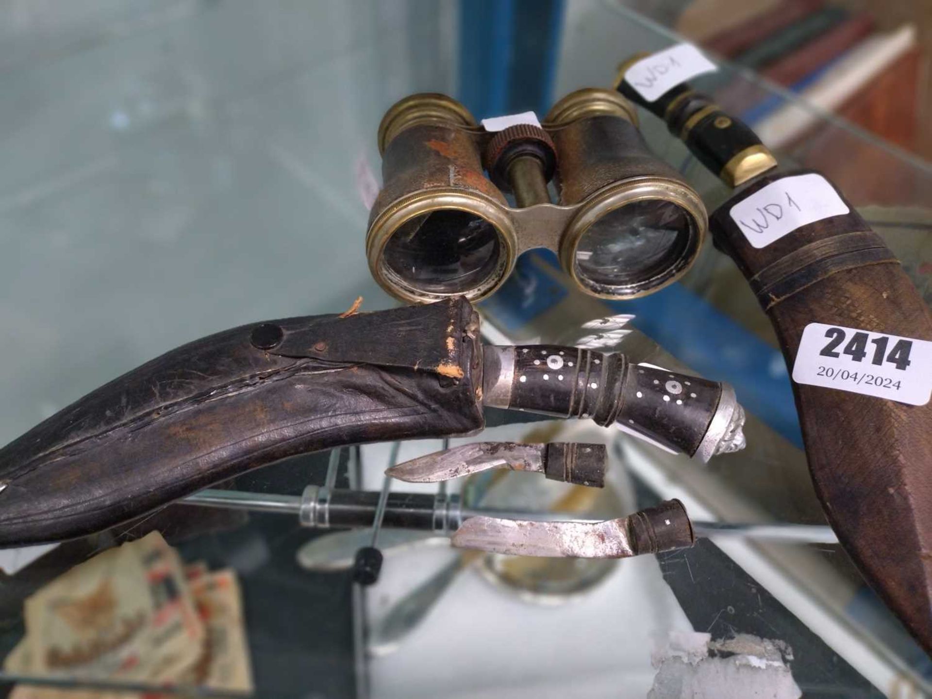 2 Gurkha kukris in sheaths with 2 smaller kakola knives, plus a antique brass binoculars - Image 2 of 2
