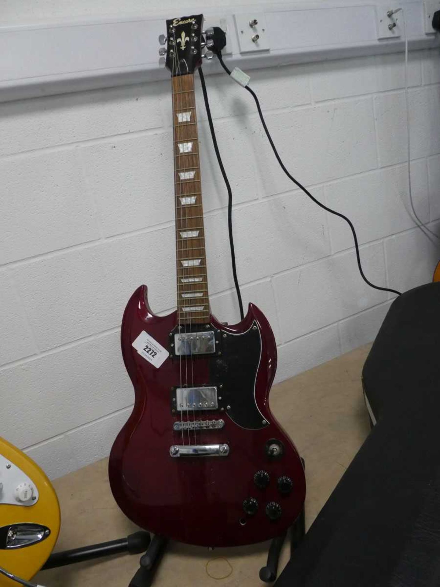 +VAT Encore red electric guitar