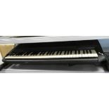 Yamaha PSR 530 keyboard with stand