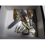 Box of 25 collectable pen knives some with advertising and some with corkscrew attachments