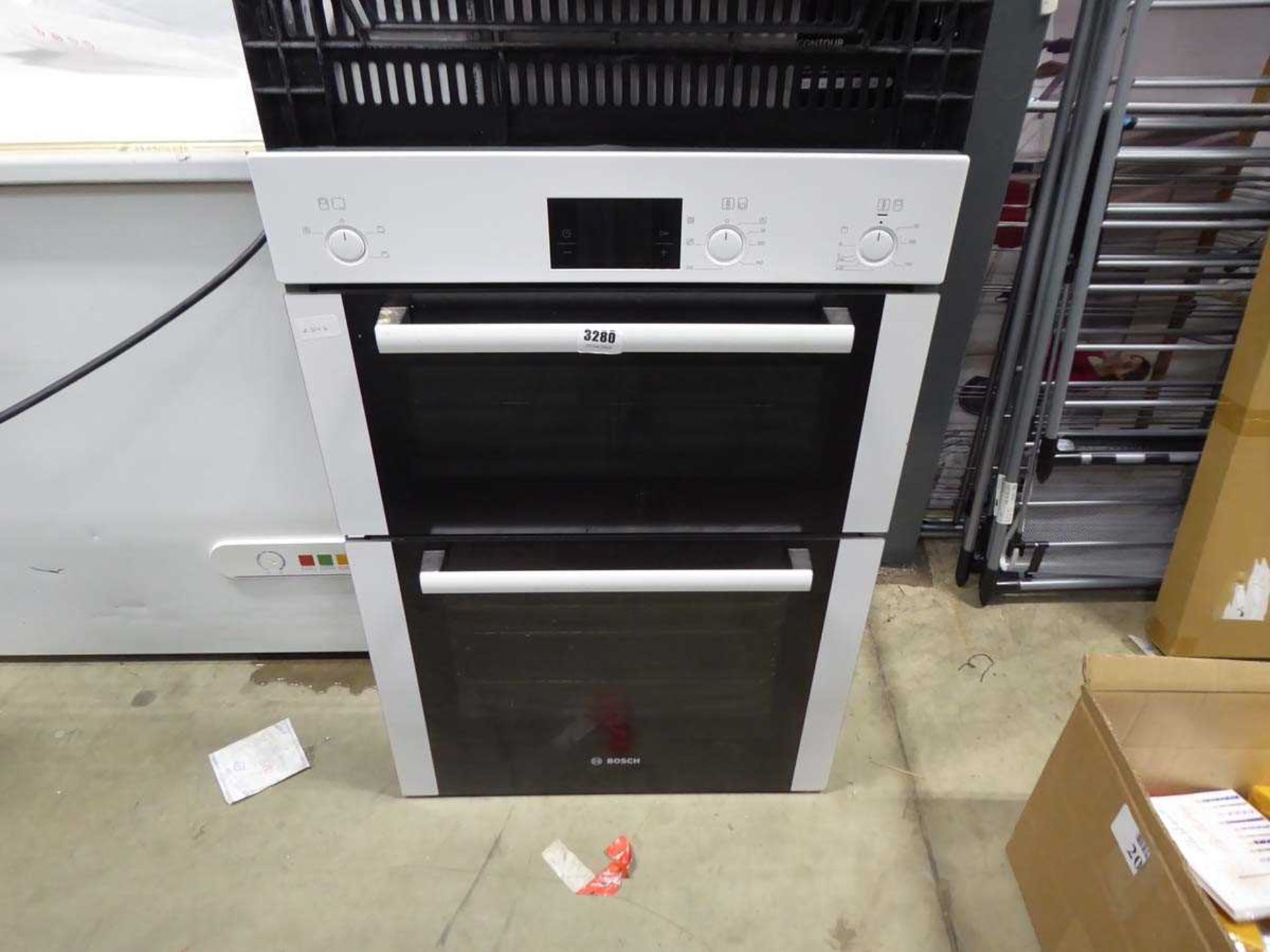 Integrated Bosch double oven - Image 2 of 2