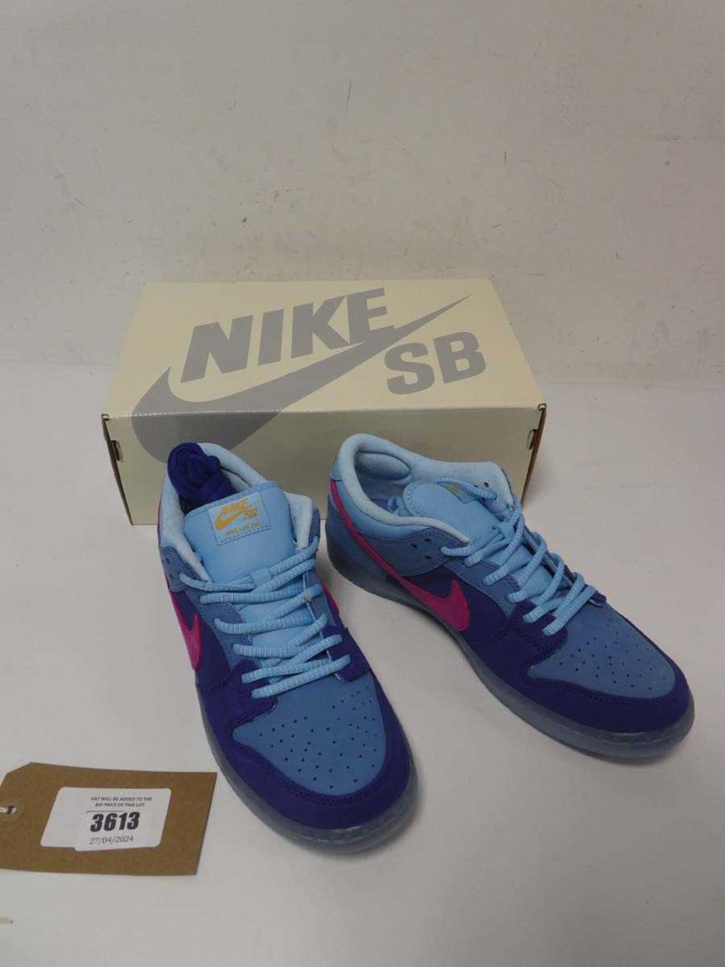 +VAT 1 x Nike trainers, UK 8