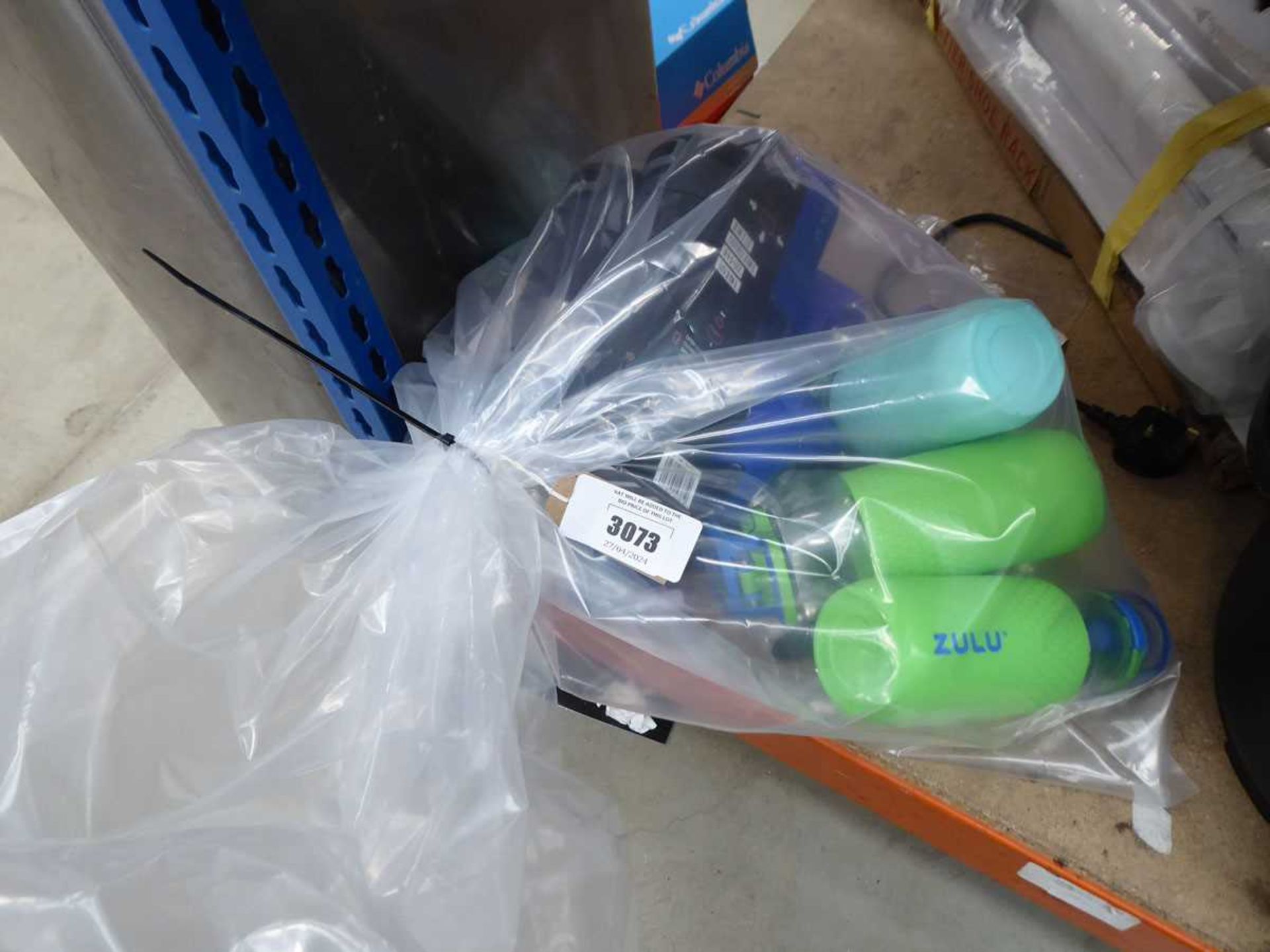 +VAT Bag of loose drinking bottles