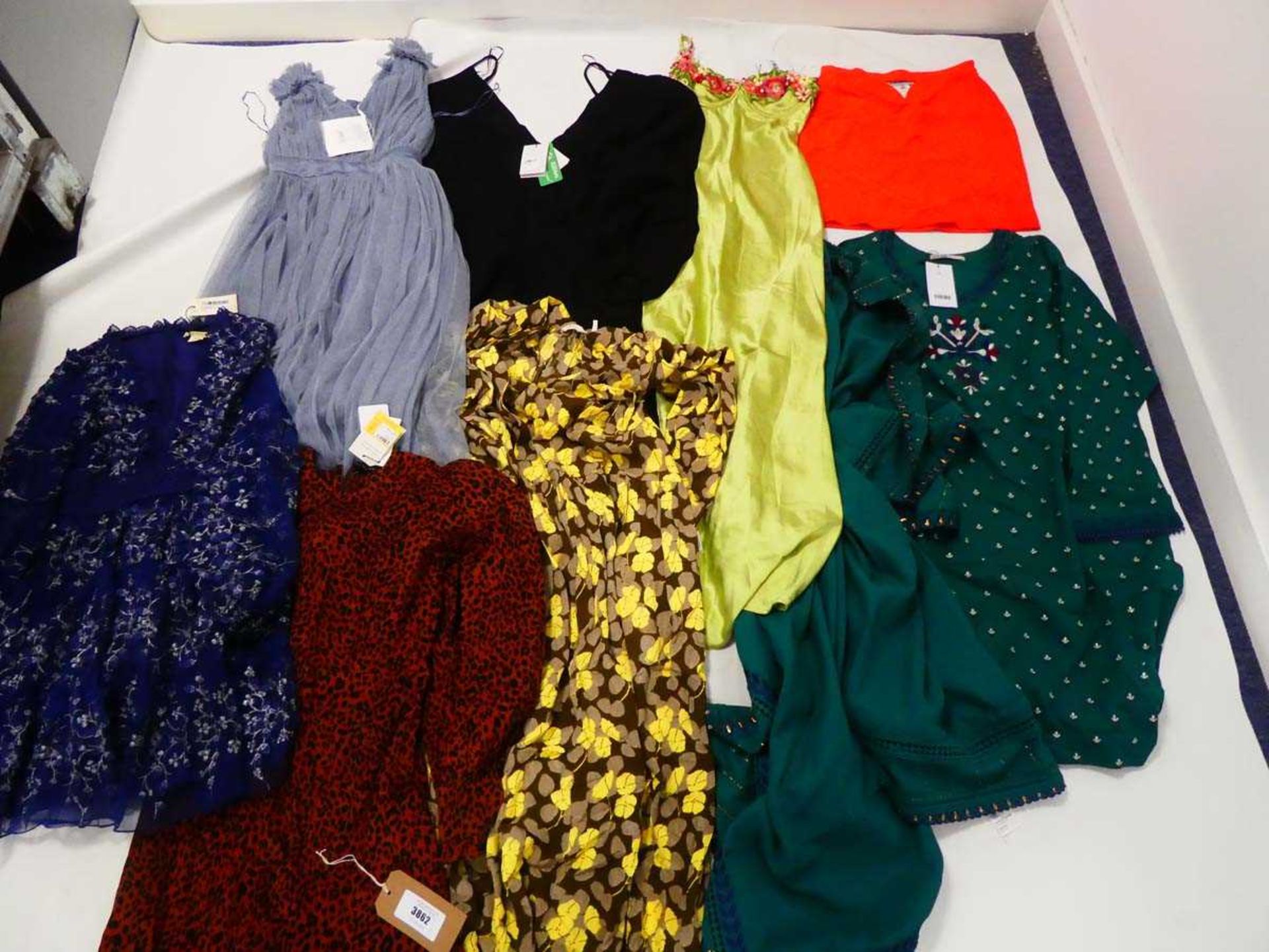 +VAT Selection of clothing to include Toast, Princess Polly, Khadi, etc