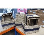 +VAT 12 stackable baskets