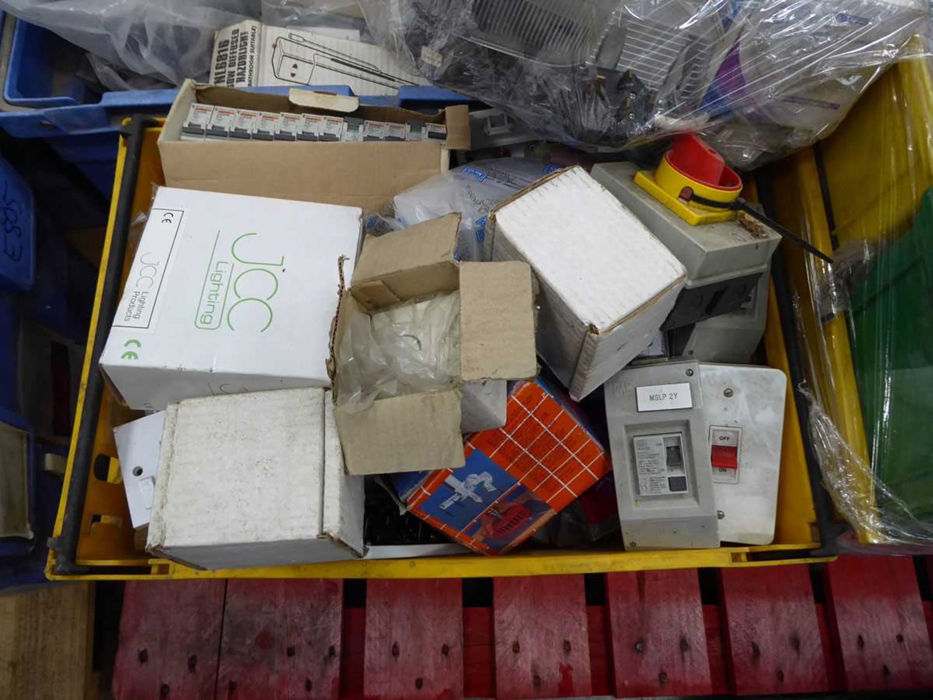 Pallet of electrical switches, junction boxes, etc - Image 2 of 3