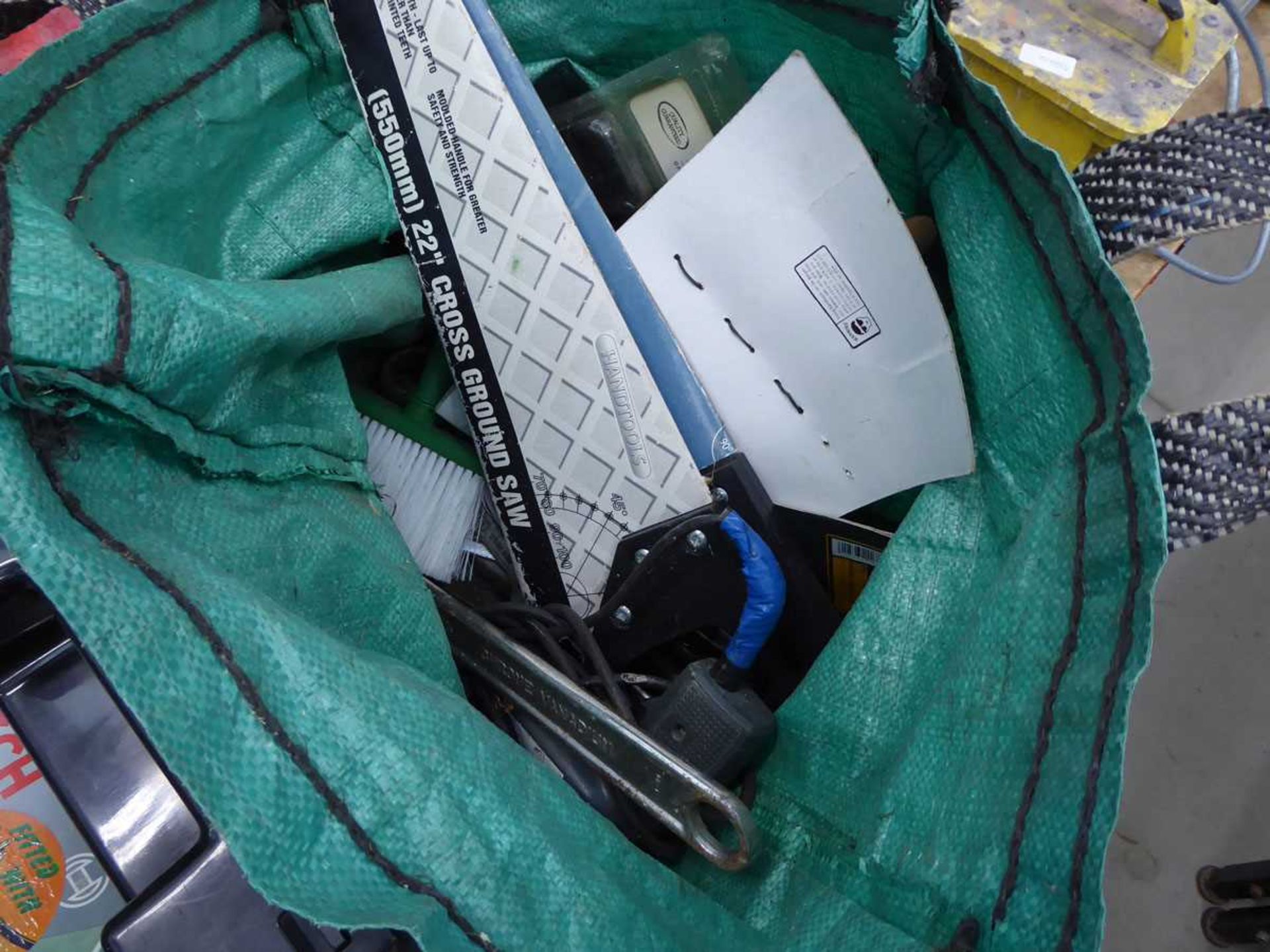 2 bags of assorted tools inc. saws, planers, drills, tile cutters and various other tools - Image 2 of 4