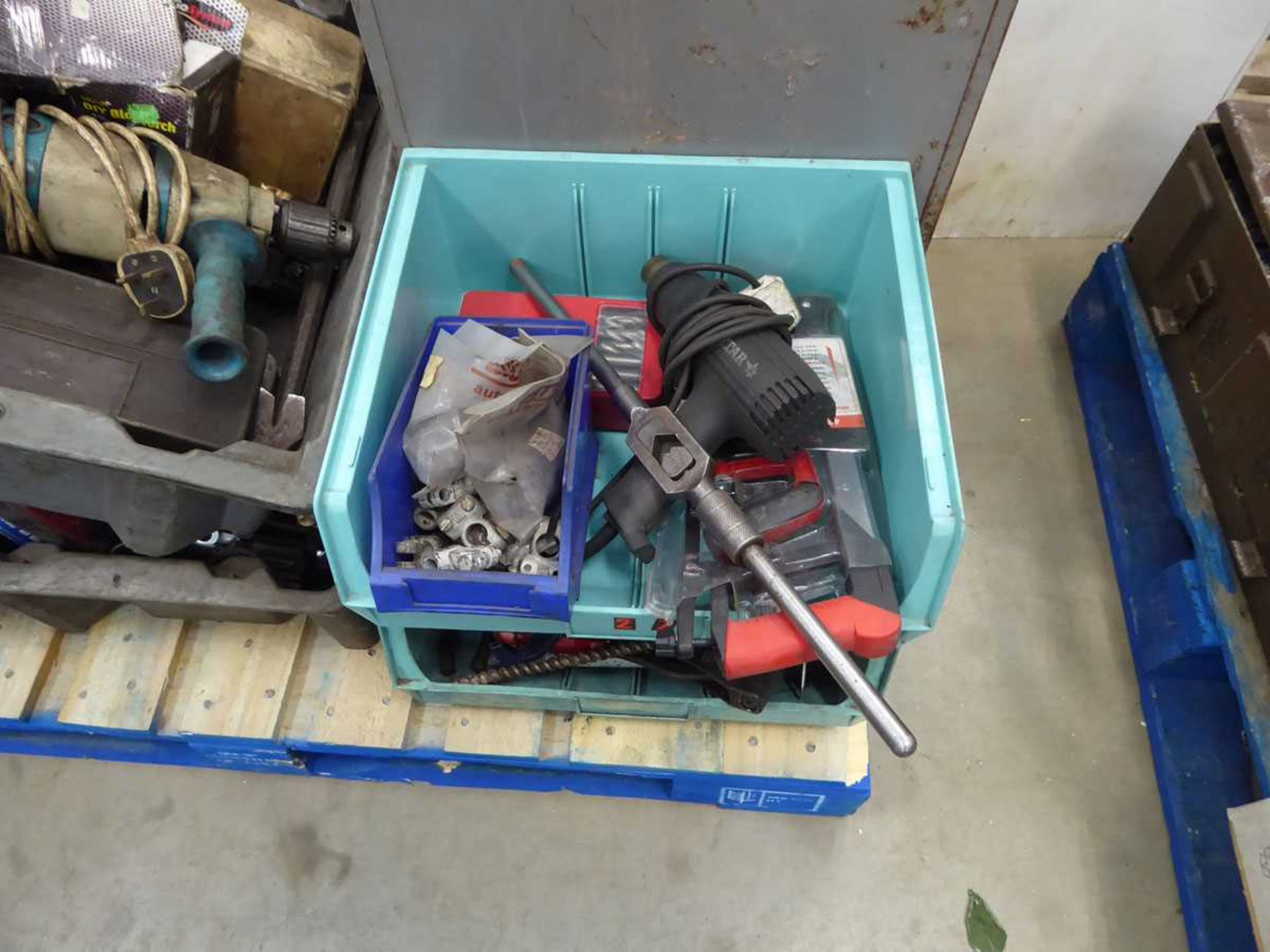 Pallet containing assorted tools, fixings, filing cabinet, etc - Image 2 of 3