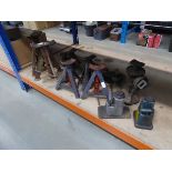 Quantity of axel stands and bottle jigs