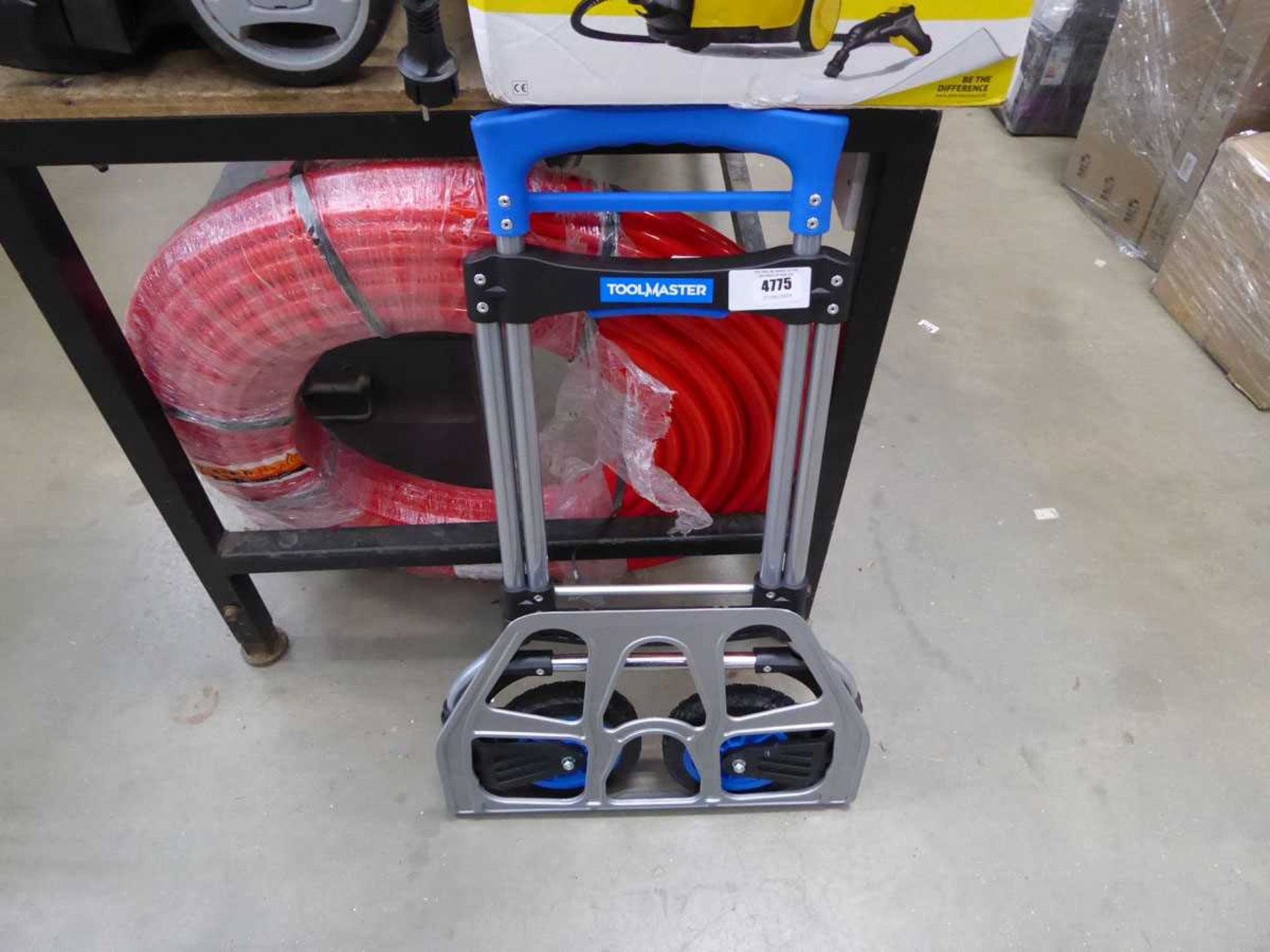 +VAT Toolmaster fold up sack truck