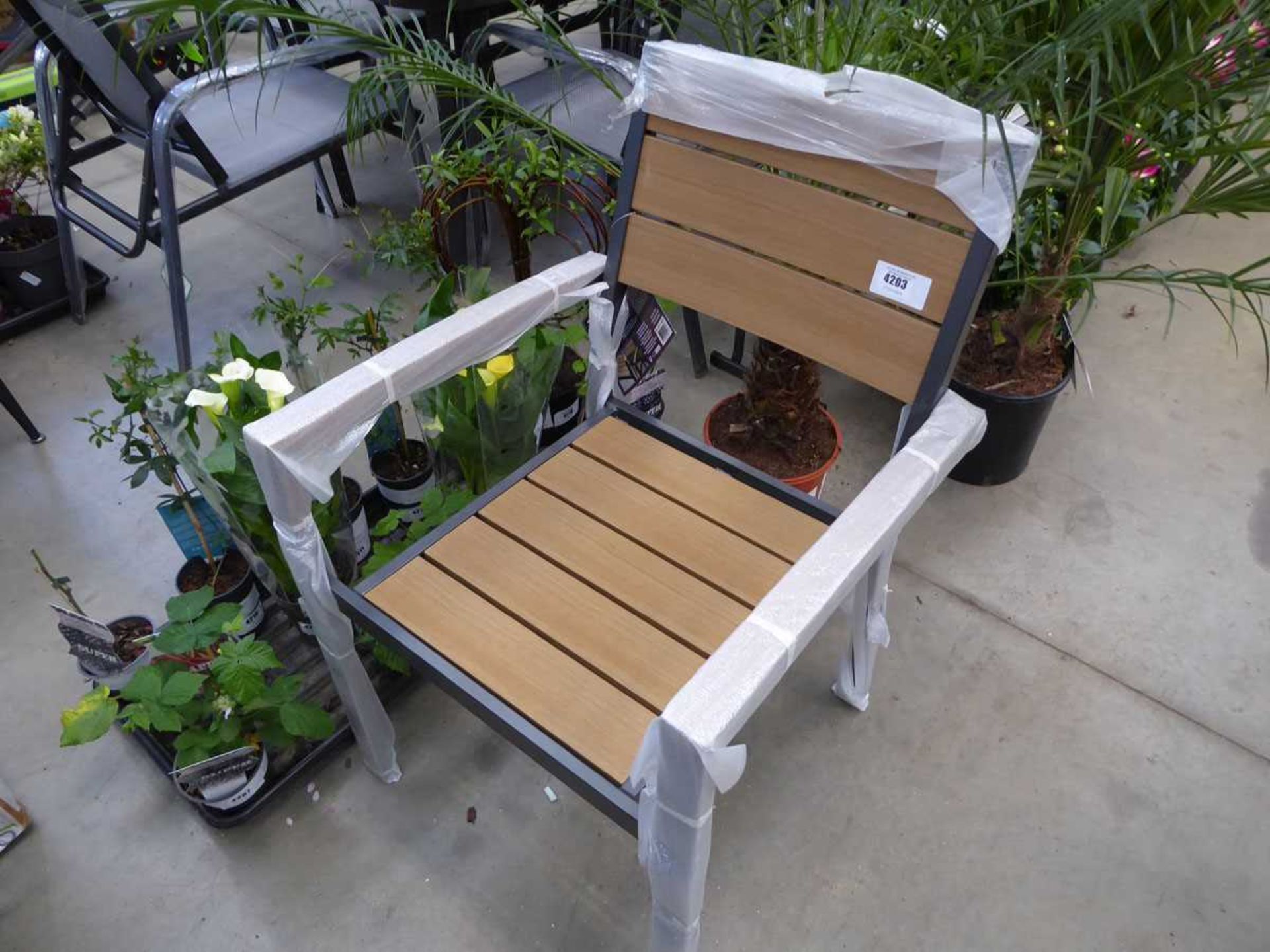 +VAT Metal garden chair