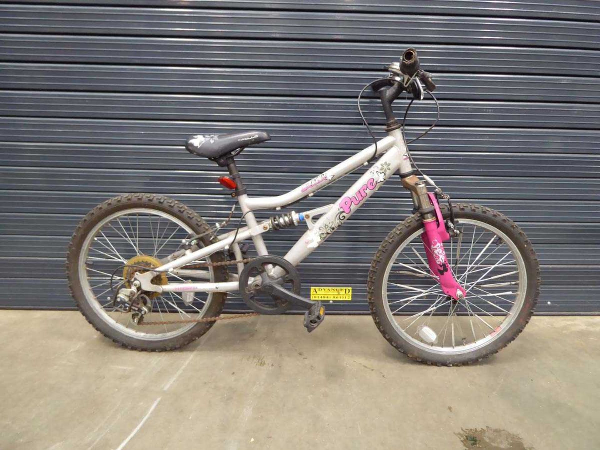 Silver youngsters mountain bike