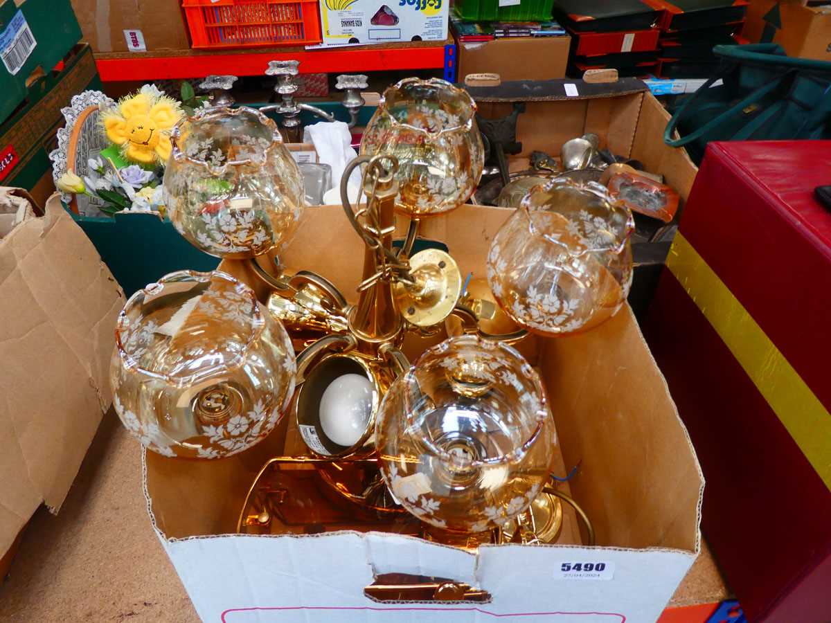 Box containing brass lanterns and 5-branch ceiling light fitting